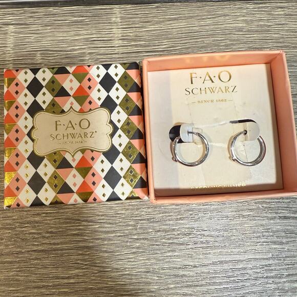 F.A.O. Schwarz Sterling Silver Swarovski Crystals Hoop Earrings NWT - Picture 2 of 9